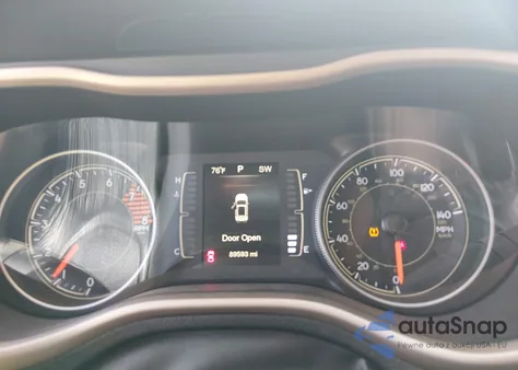 2016 Jeep Cherokee Altitude z USA, uszkodzony, nr VIN 1C4PJMCS2GW210624